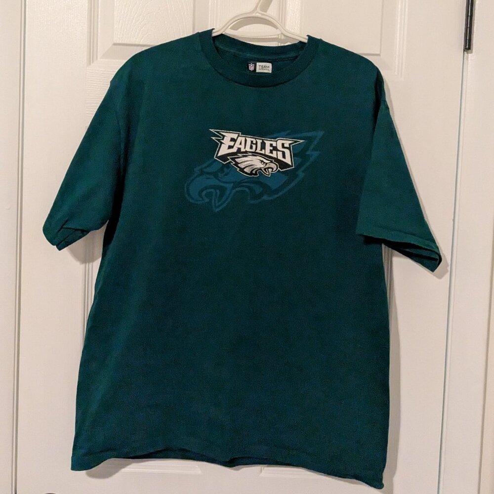 NFL Team Apparel Eagles short sleeve unisex tee size large